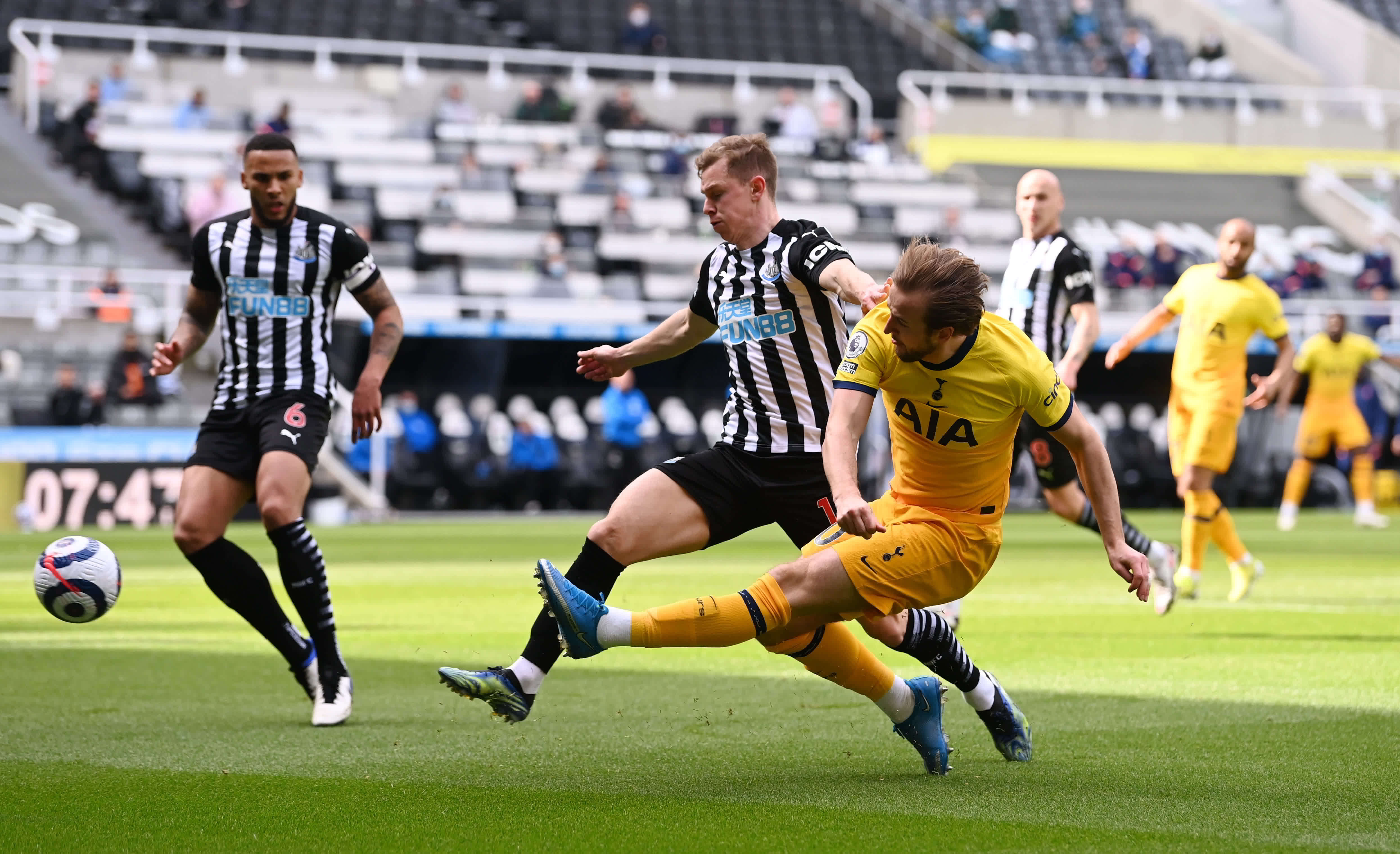 两大豪门的 两大豪门的